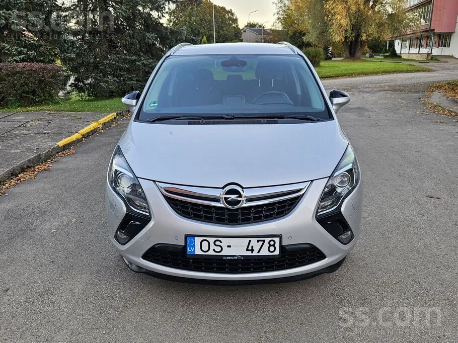 Opel Zafira 2012 photo 3