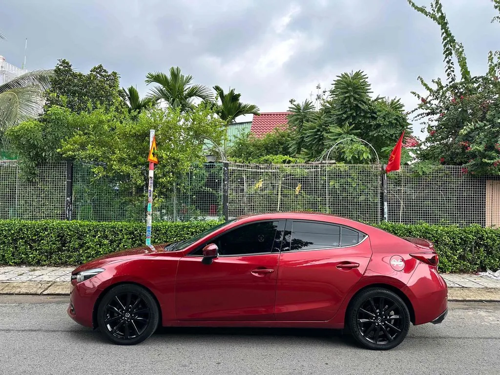 Mazda 3 2017 photo 4