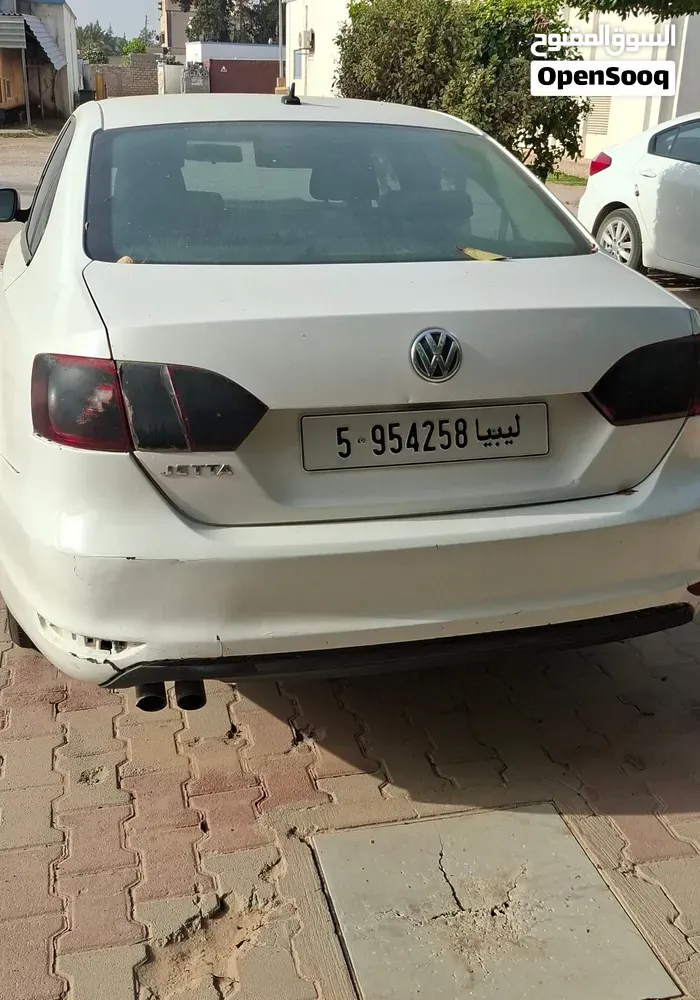 Volkswagen Jetta 2011 photo 3