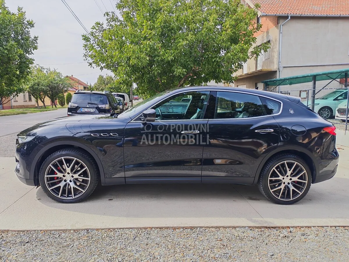 Maserati Levante 2016 photo 4