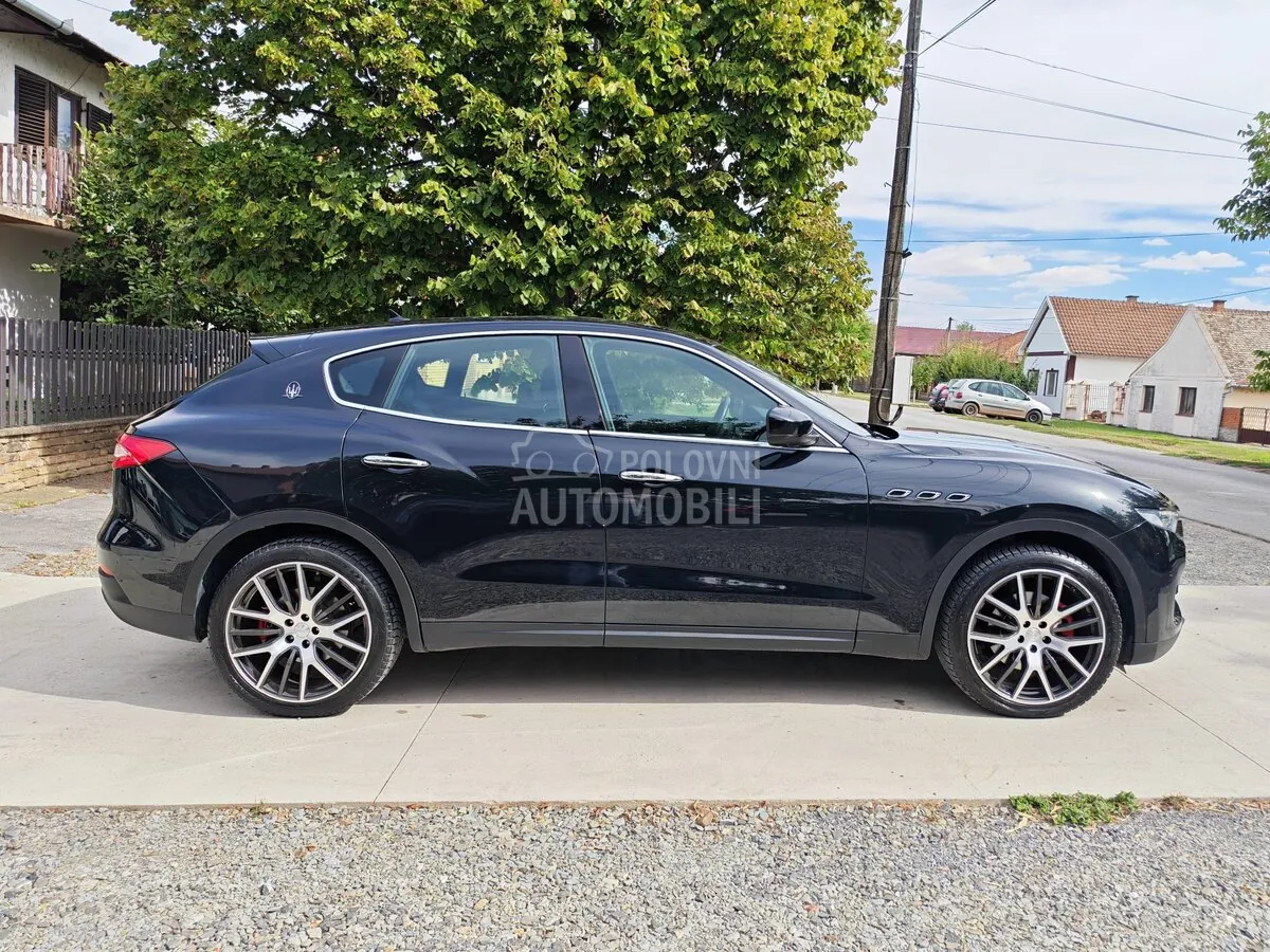 Maserati Levante 2016 photo 5