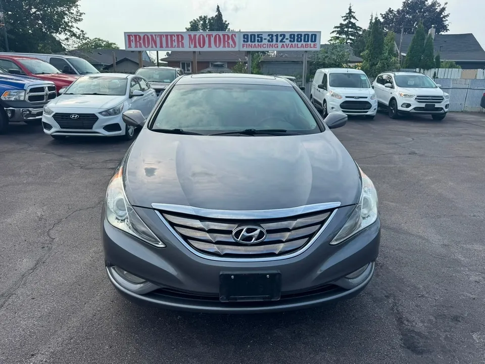 Hyundai Sonata 2011 photo 2