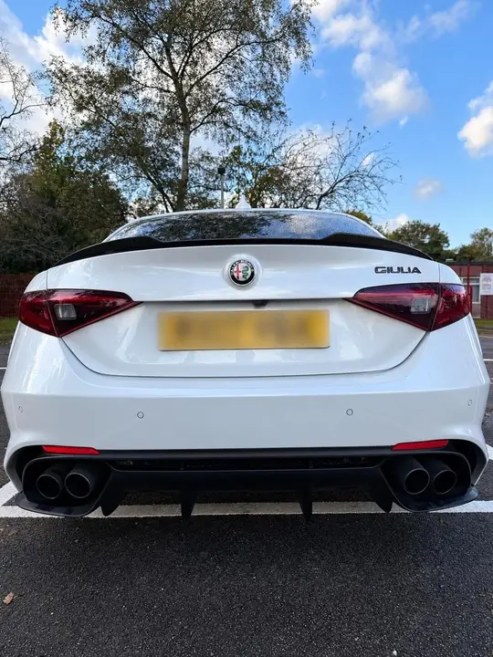 Alfa Romeo Giulia 2017 photo 3
