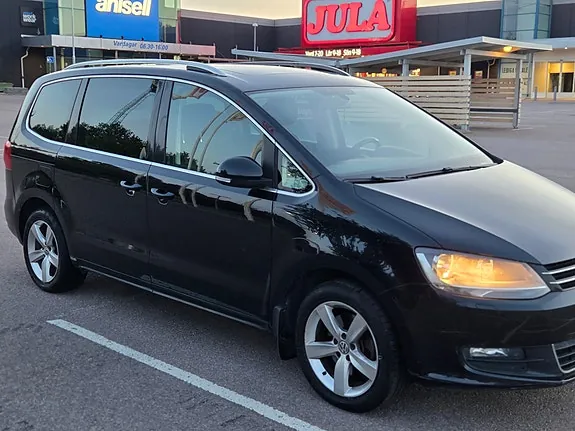 Volkswagen Sharan 2013 photo 3