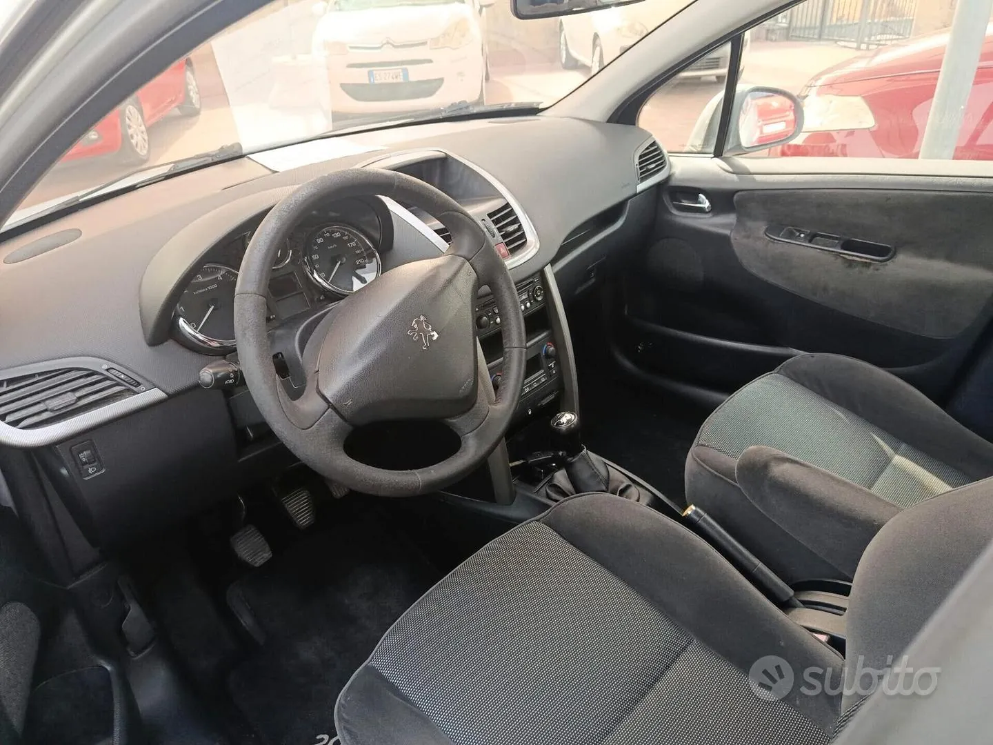 Peugeot 207 2007 photo 5