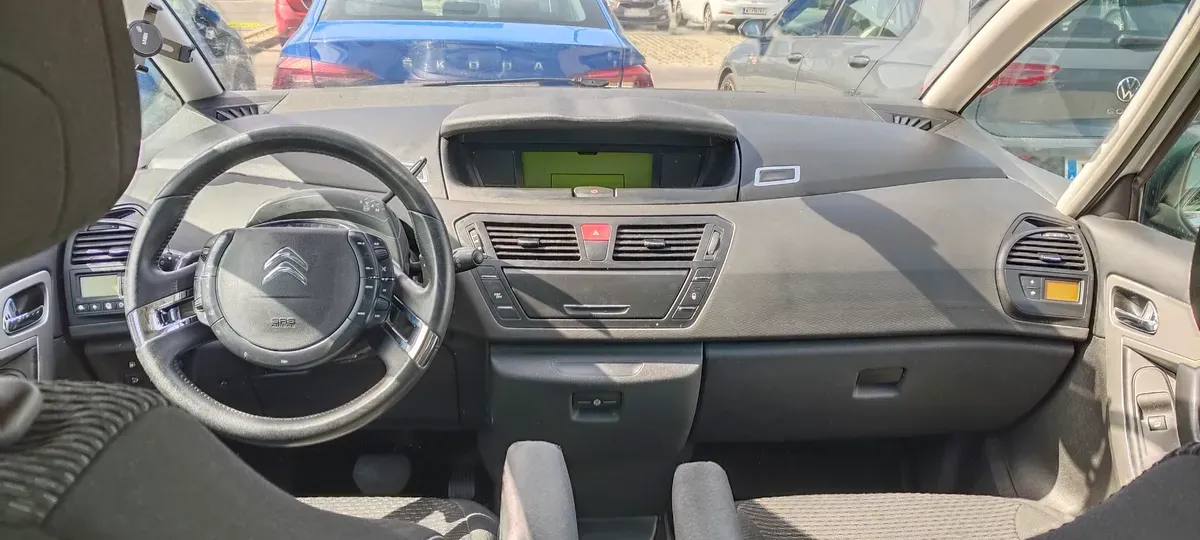 Citroen C4 Picasso 2011 photo 2