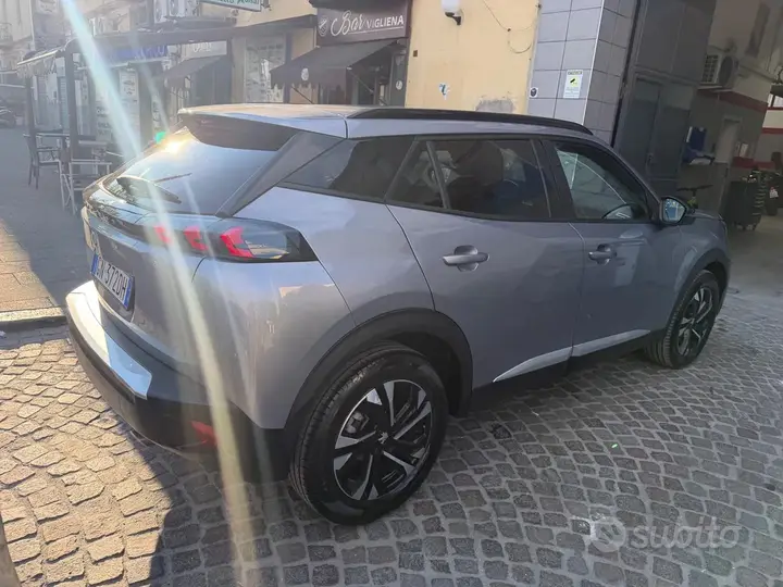 Peugeot 2008 2023 photo 4