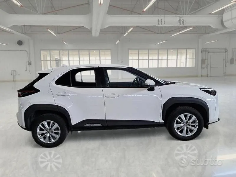 Toyota Yaris Cross 2022 photo 3