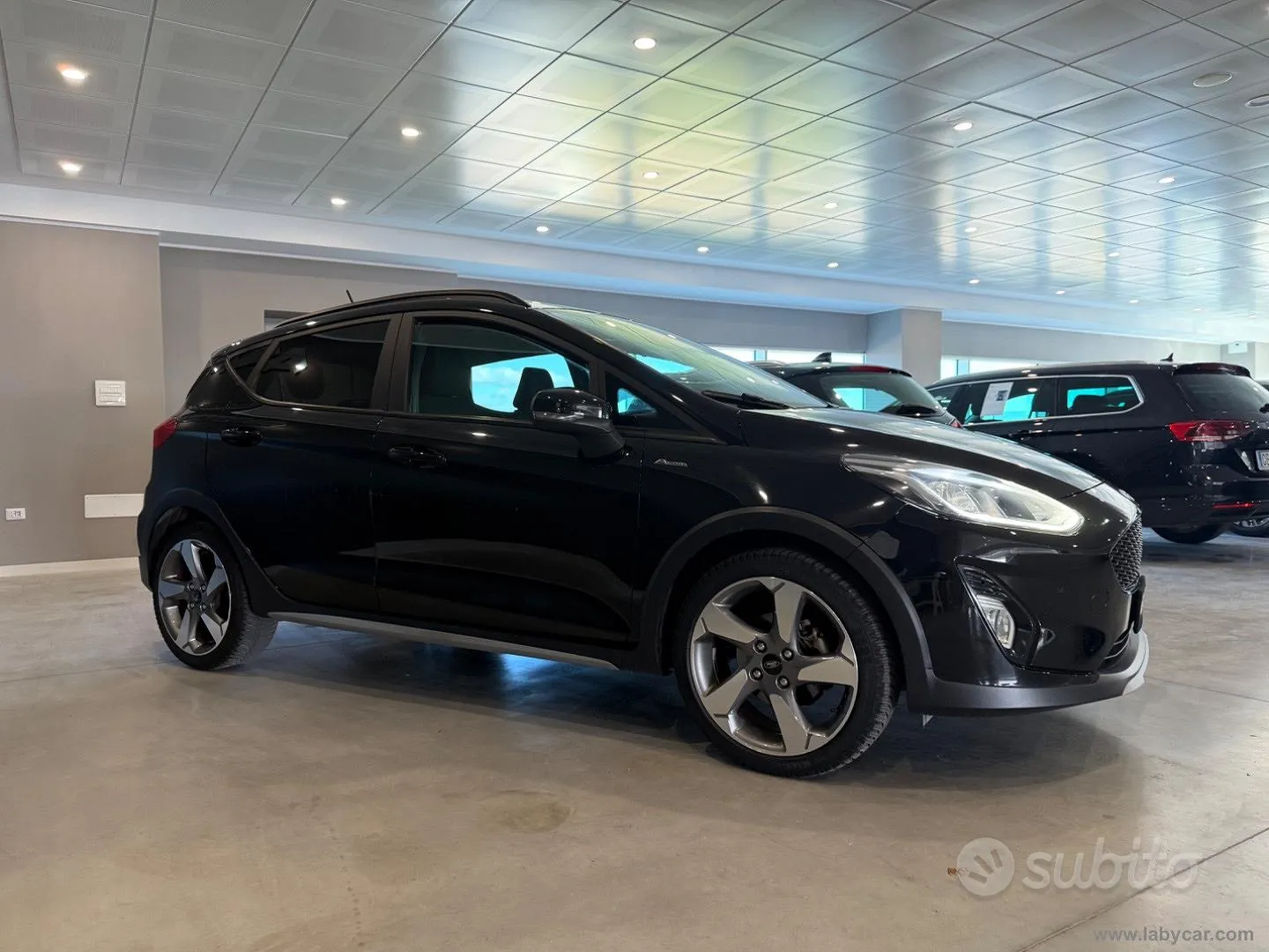 Ford Fiesta Active 2018 photo 4