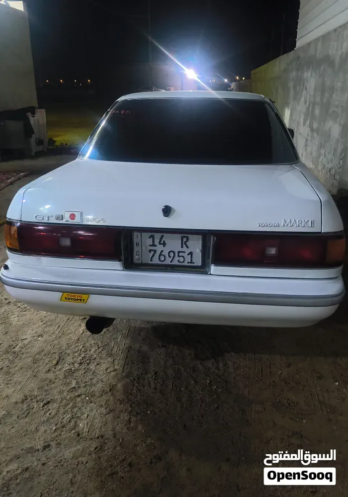 Toyota Crown 1992 photo 4