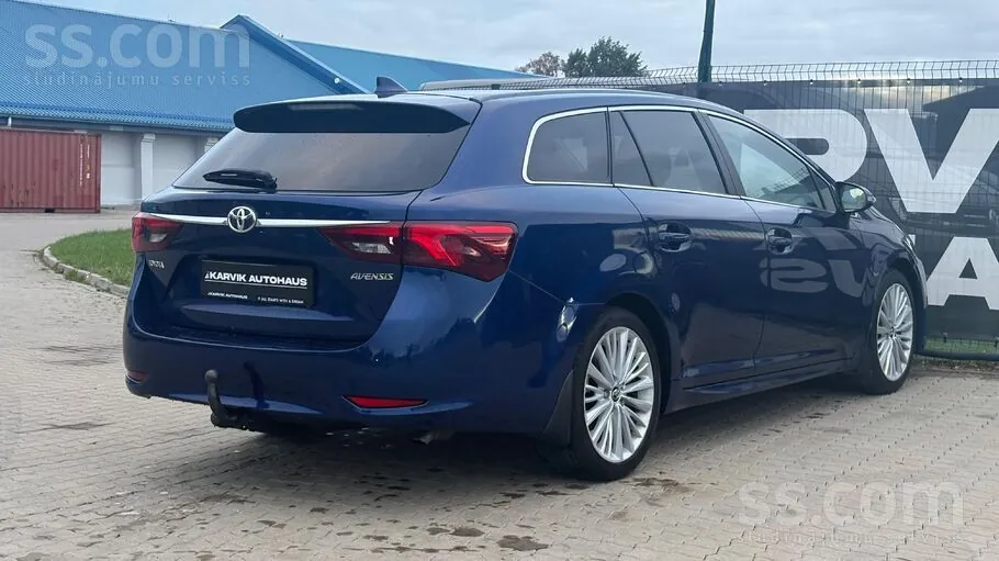 Toyota Avensis 2016 photo 4