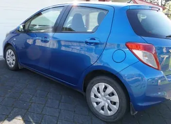 Toyota Yaris 2013 photo 4
