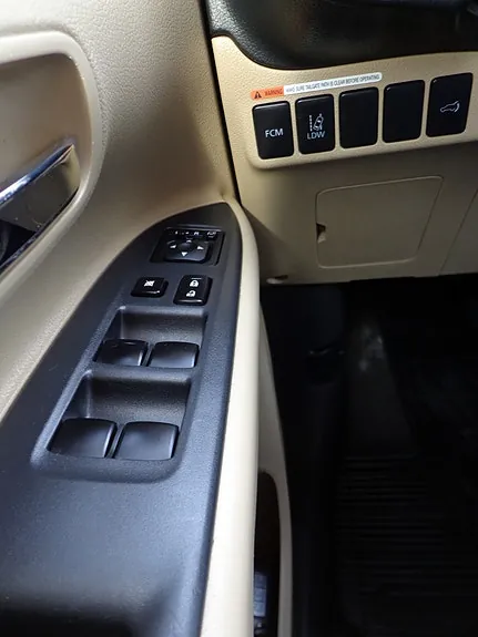 Mitsubishi Outlander 2013 photo 5