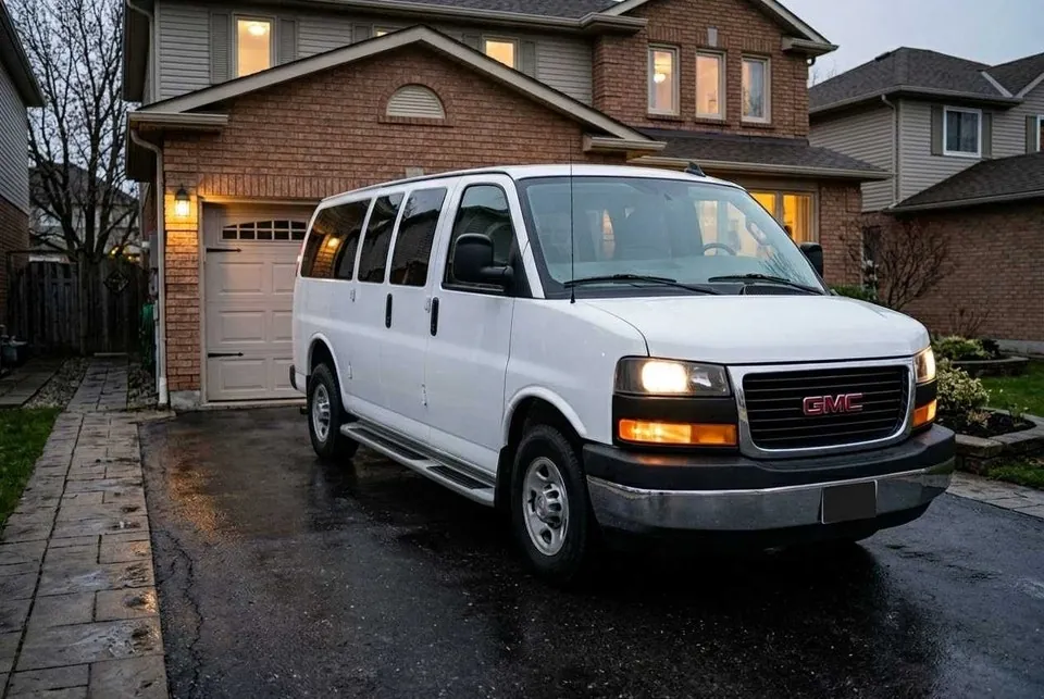GMC Savana