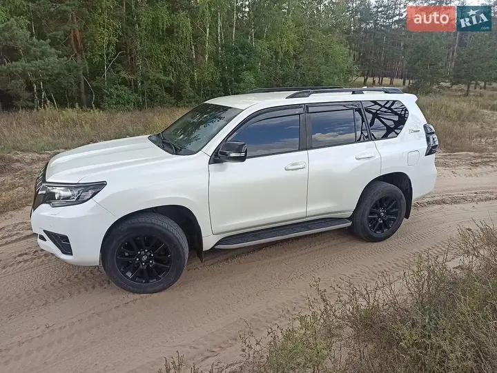 Toyota Land Cruiser Prado 2022 photo 5