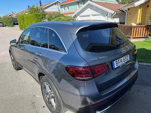 Mercedes-Benz Glc300 E 2021 photo 4