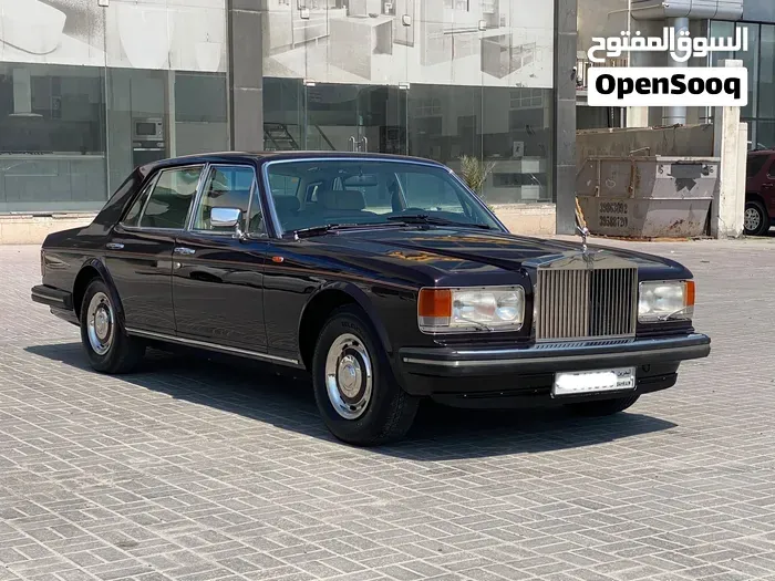 Rolls-Royce Silver Spirit
