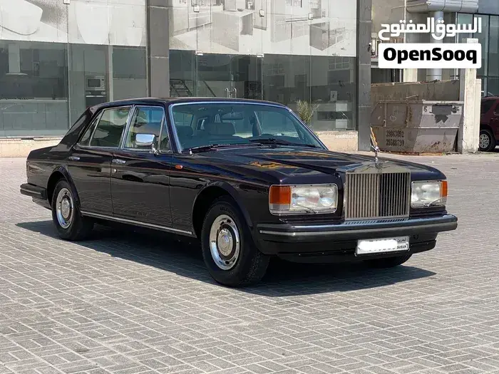 Rolls-Royce Silver Spirit