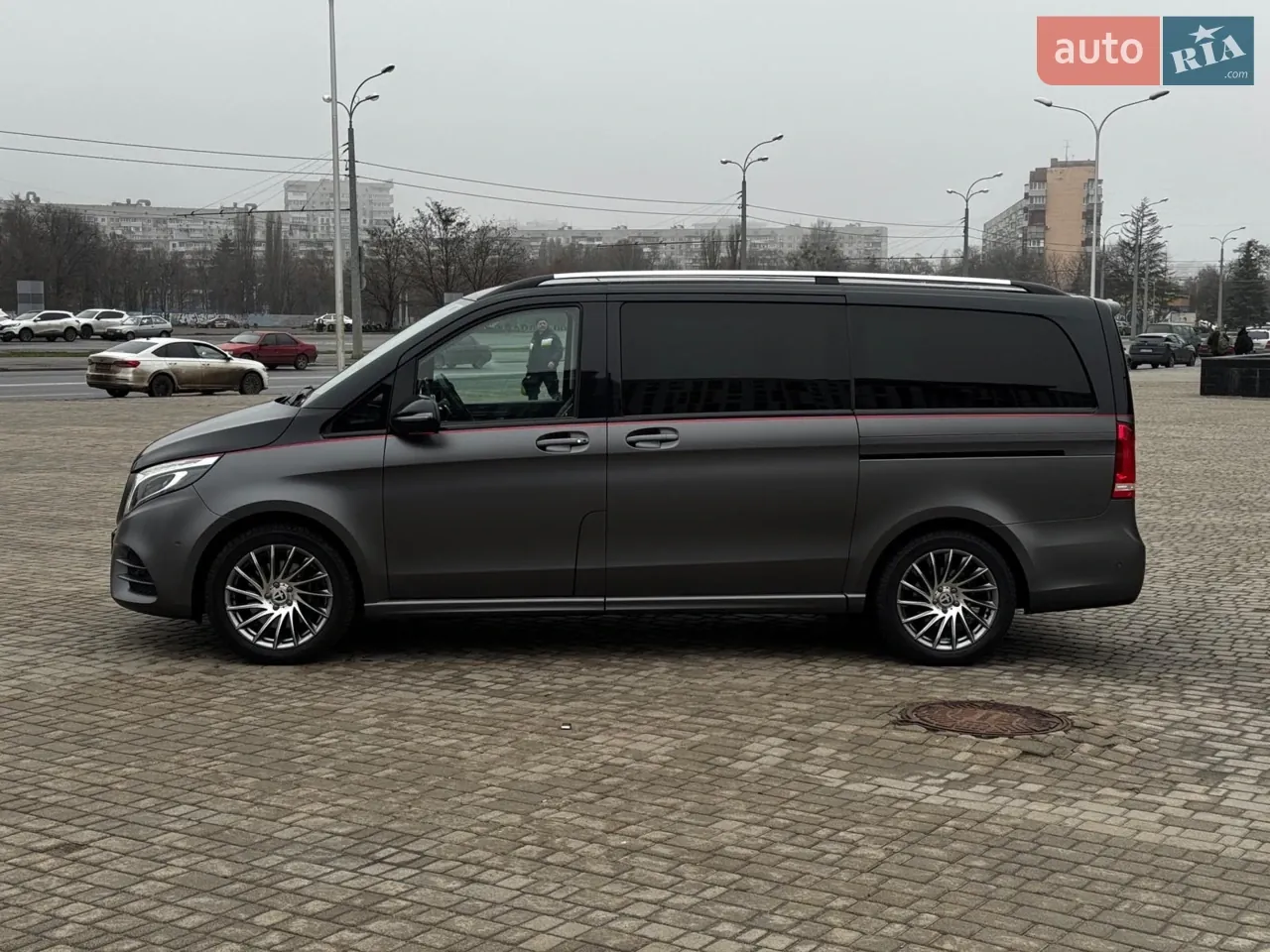 Mercedes-Benz V-Class 2017 photo 3