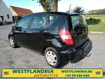 Mercedes-Benz A160 2011 photo 2