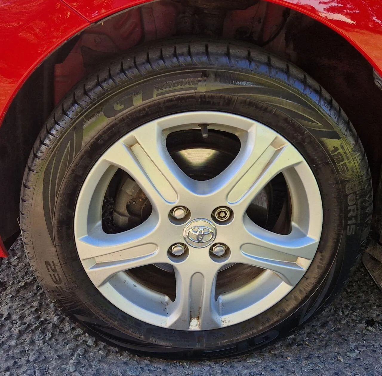 Toyota Yaris 2010 photo 5