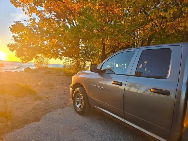 Dodge Ram 1500 2012 photo 2