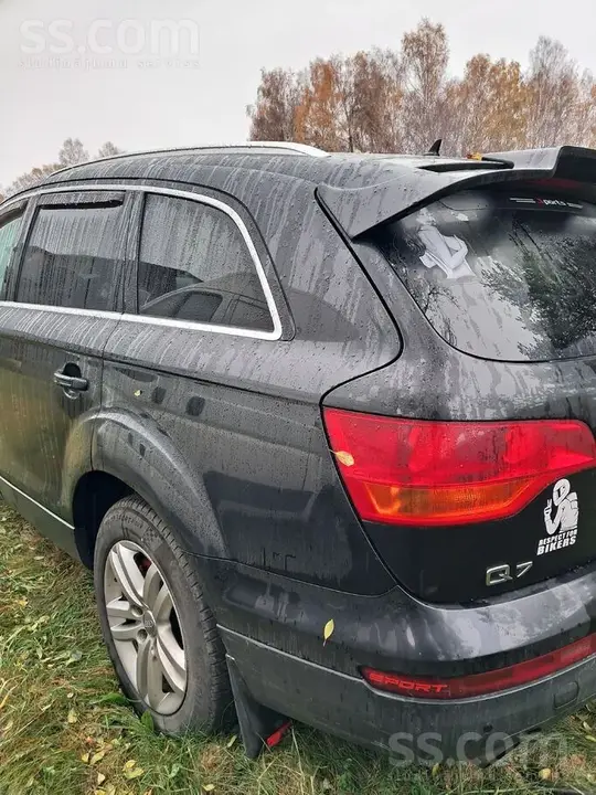 Audi Q7 2006 photo 3