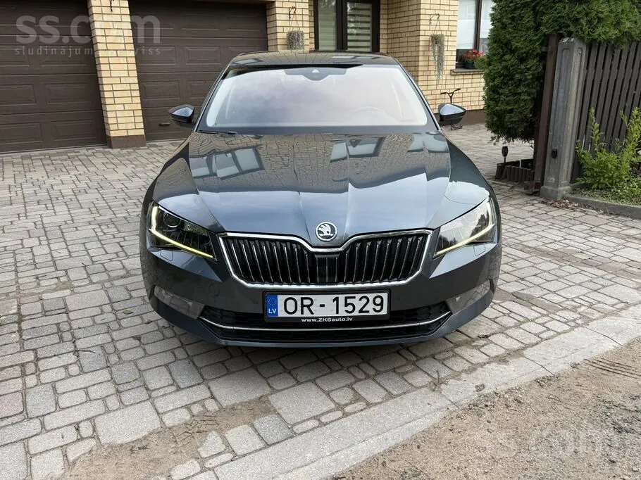 Skoda Superb 2015 photo 3