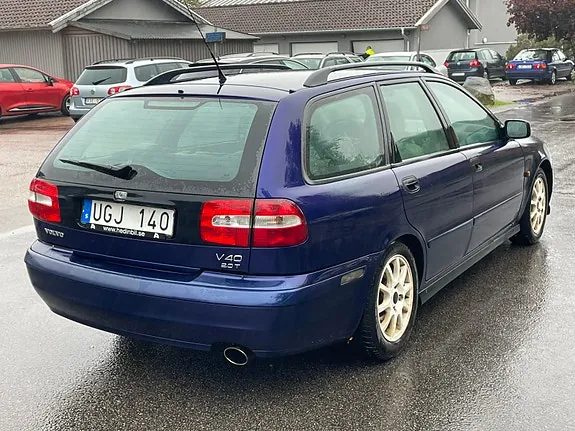 Volvo V40 2004 photo 3