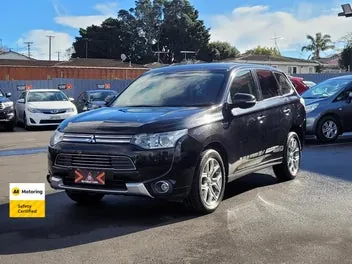 Mitsubishi Outlander 2014 photo 4