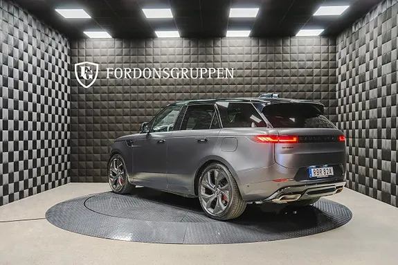 Land Rover Range Rover Sport 2025 photo 4