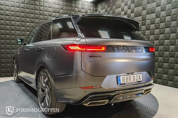 Land Rover Range Rover Sport 2025 photo 5