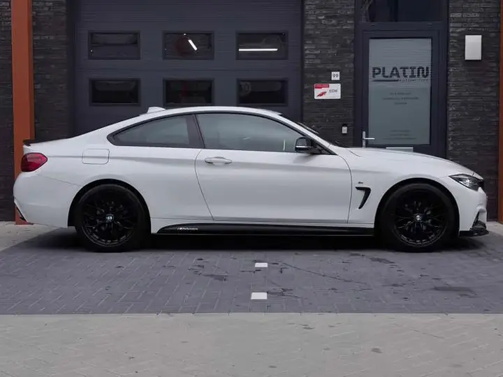 BMW 4 Series 2018 photo 3