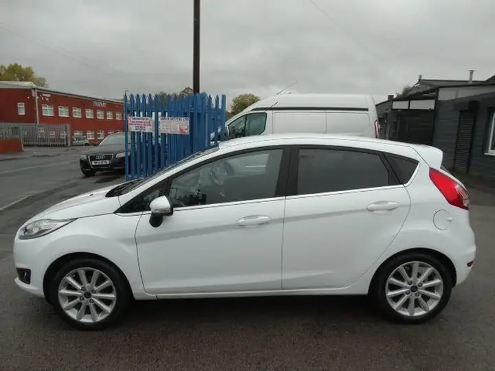 Ford Fiesta 2017 photo 4