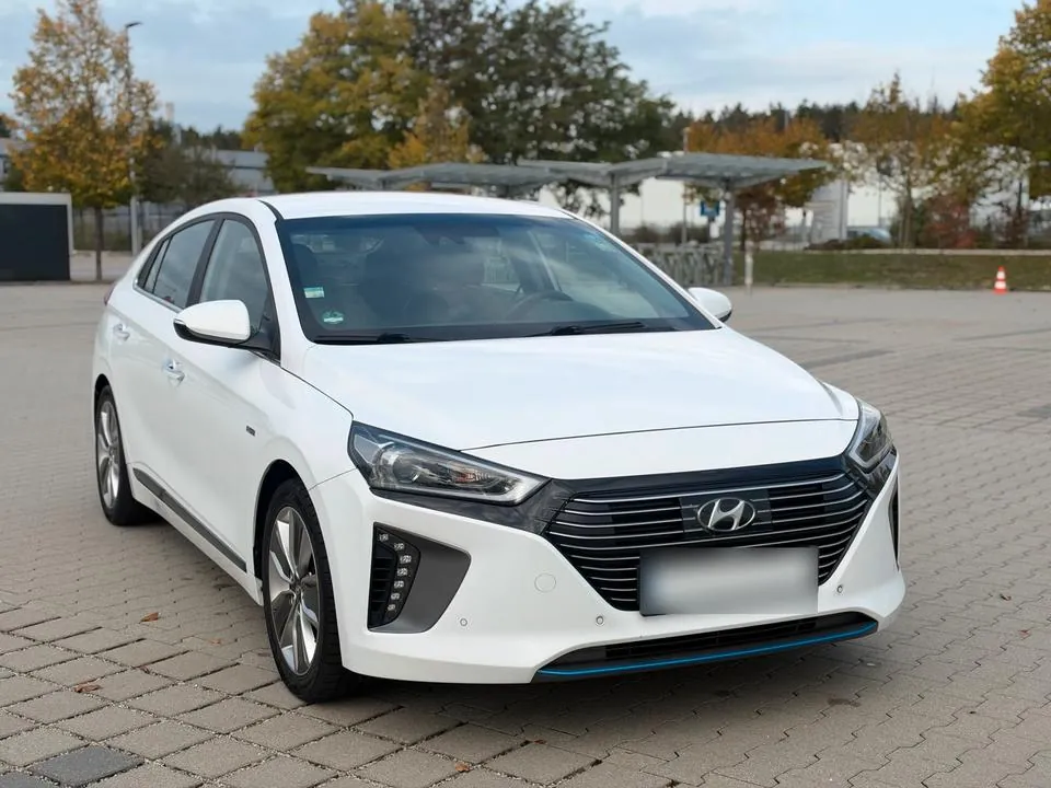 Hyundai Ioniq