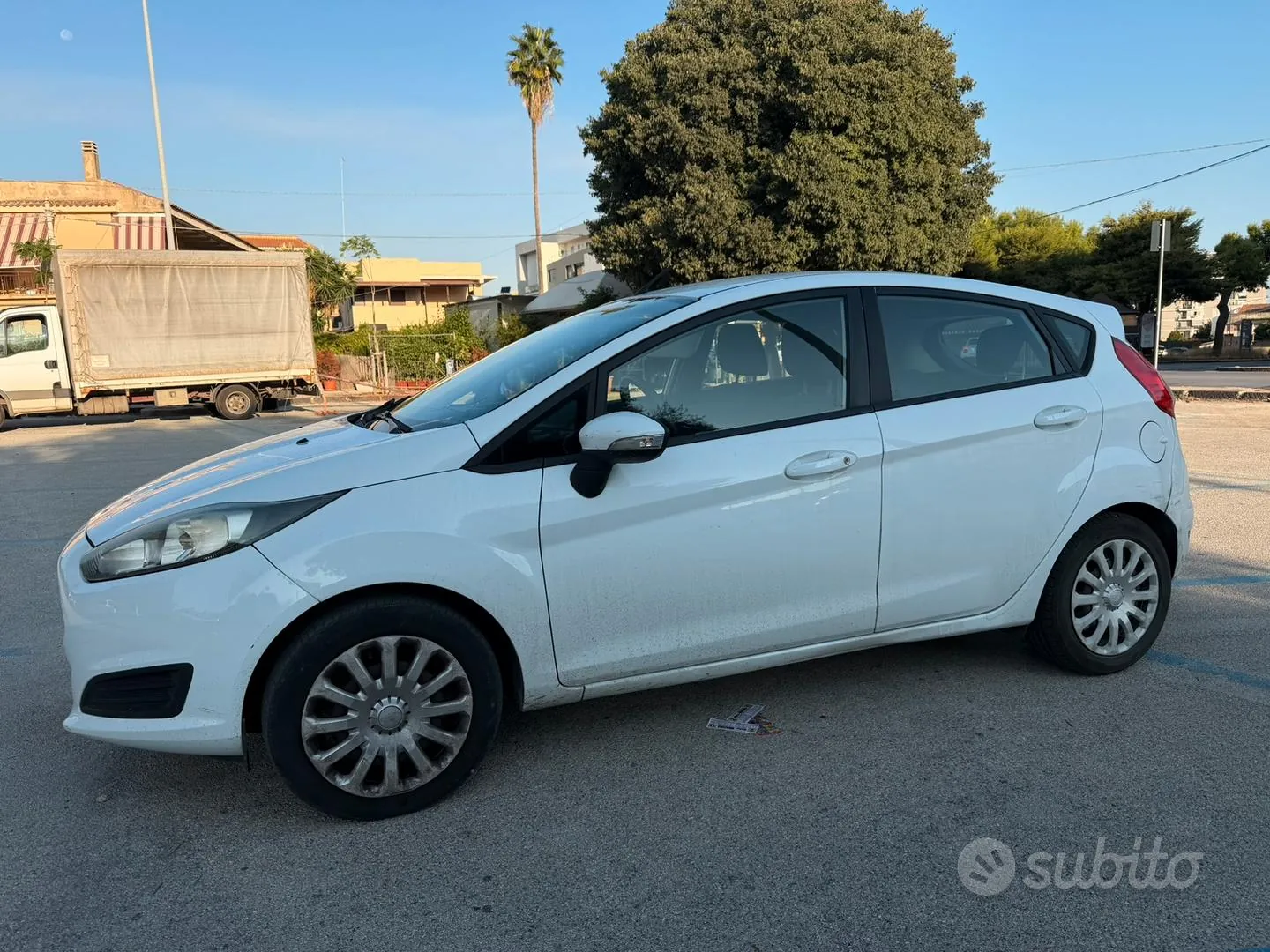 Ford Fiesta 2015 photo 4