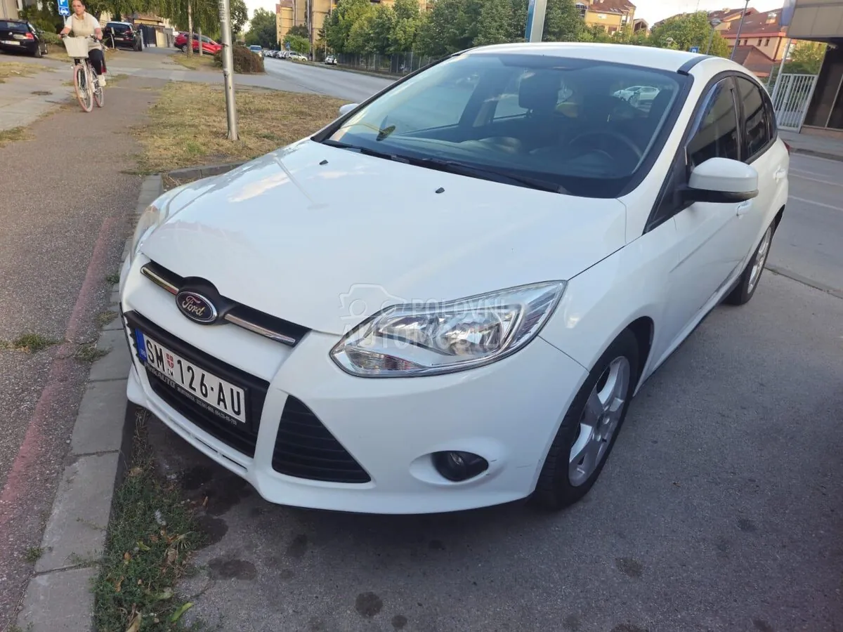 Ford Focus 2012 photo 3