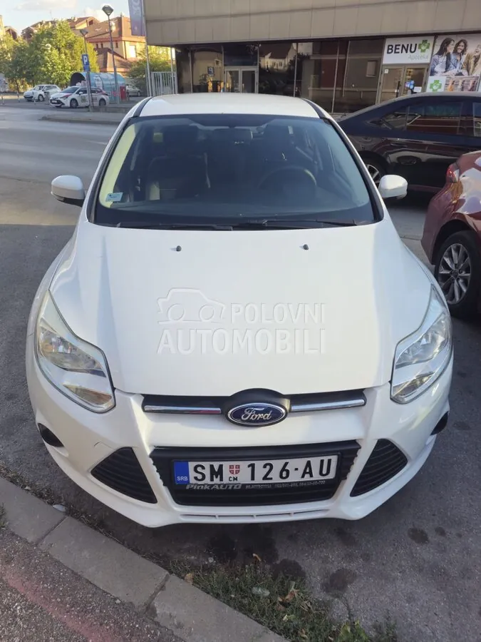 Ford Focus 2012 photo 2