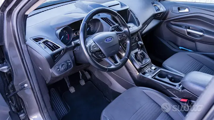 Ford Kuga 2017 photo 4