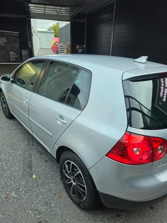 Volkswagen Golf 2008 photo 2