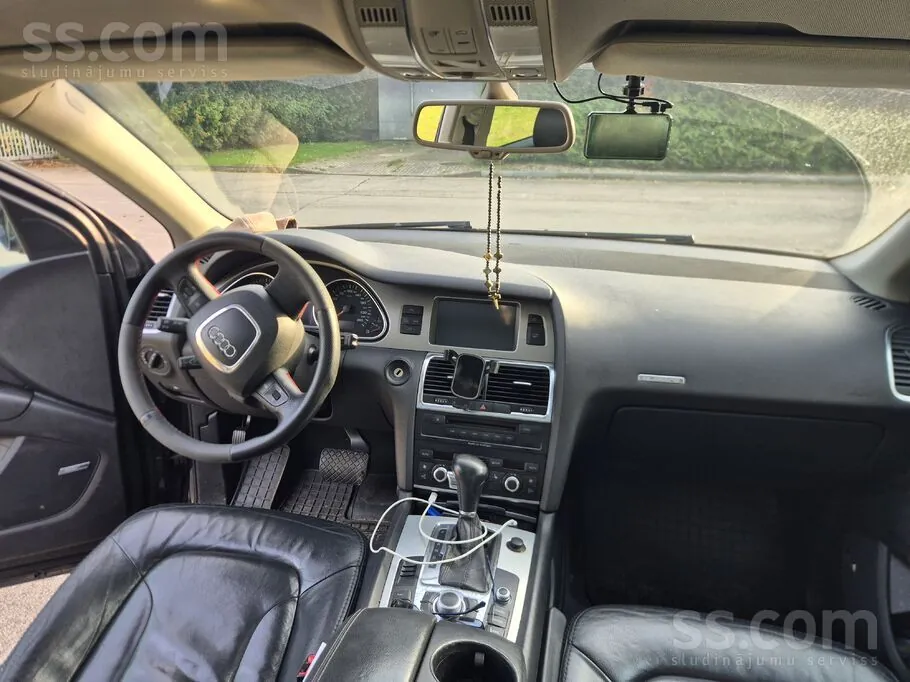 Audi Q7 2007 photo 4