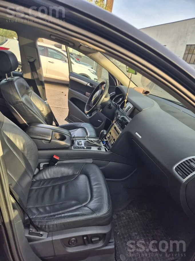 Audi Q7 2007 photo 5