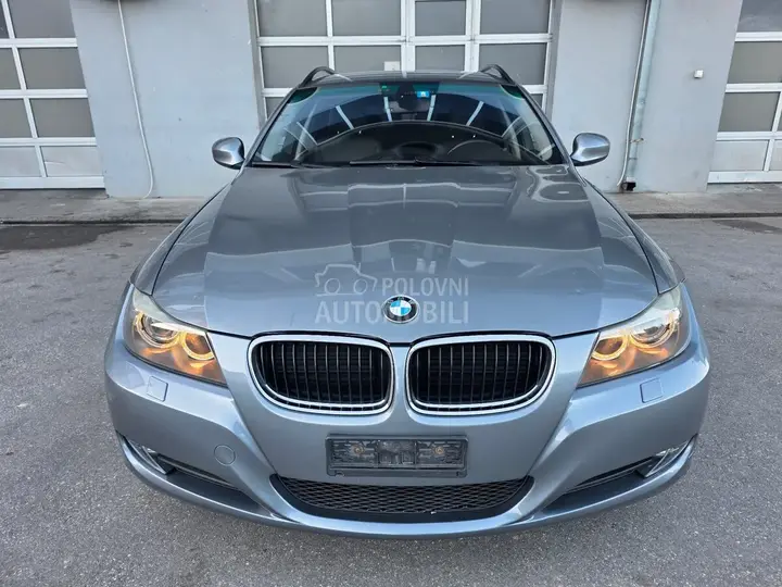 BMW 320 2009 photo 4