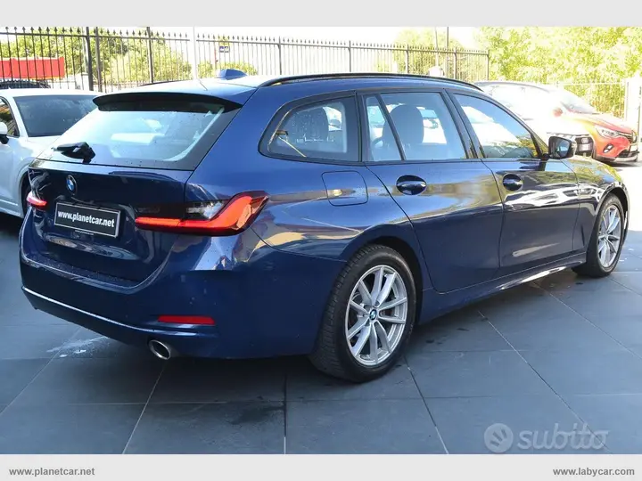 BMW 318D 2022 photo 4