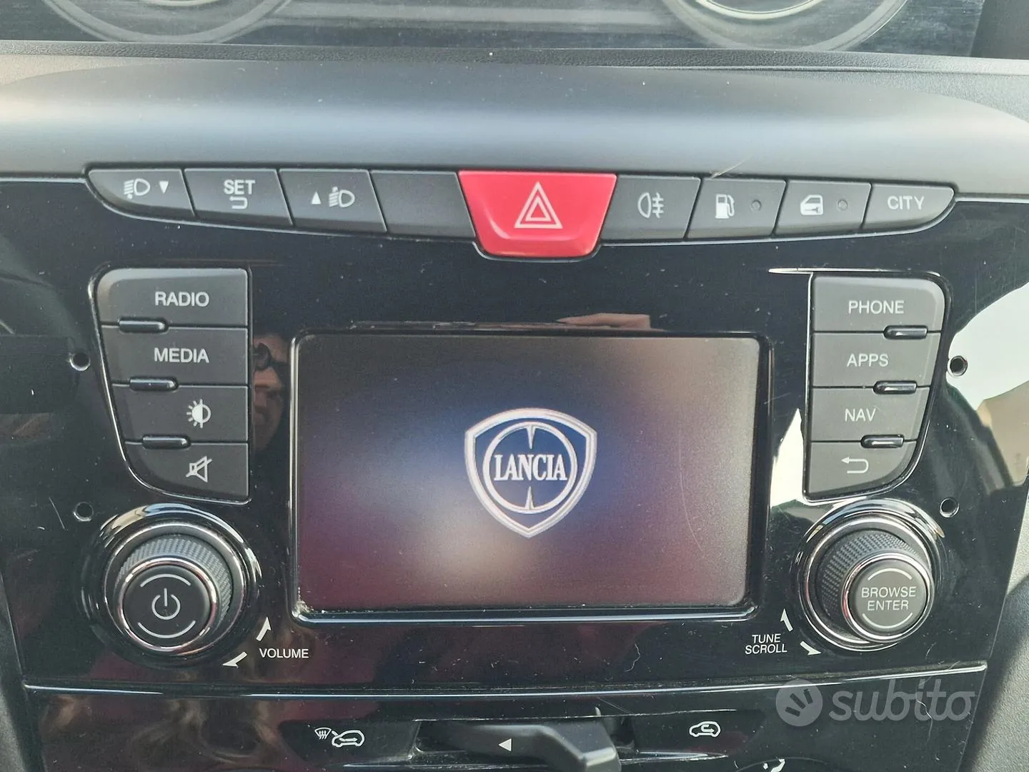 Lancia Ypsilon 2017 photo 4