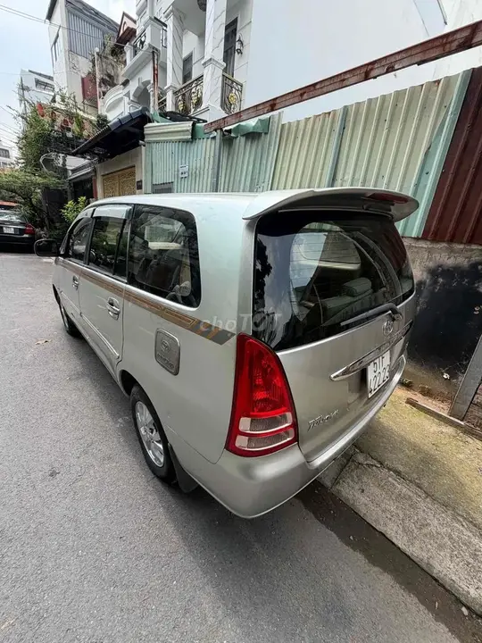 Toyota Innova 2006 photo 3