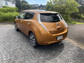 Nissan Leaf 2016 photo 4