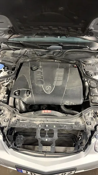 Mercedes-Benz E200 D 2008 photo 2