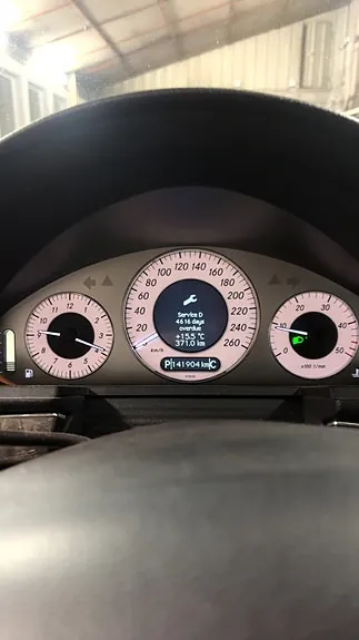 Mercedes-Benz E200 D 2008 photo 5