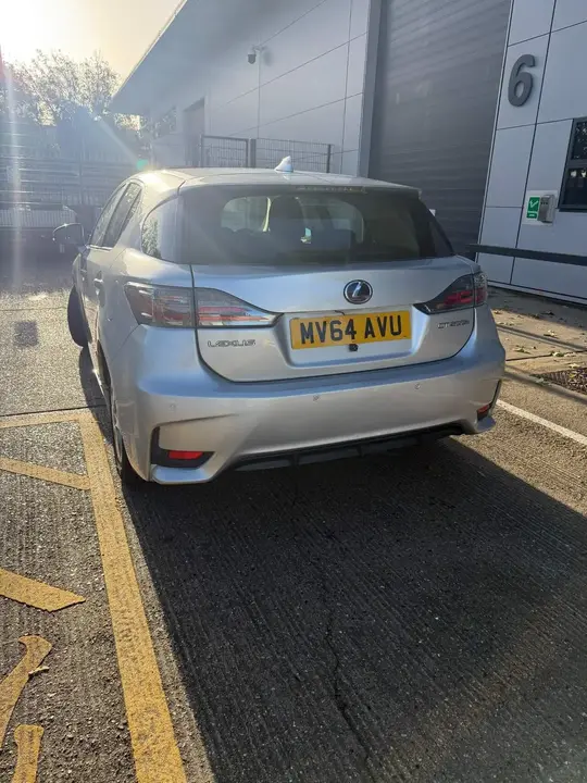 Lexus Ct200H 2014 photo 4